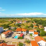 Zorica شقة *