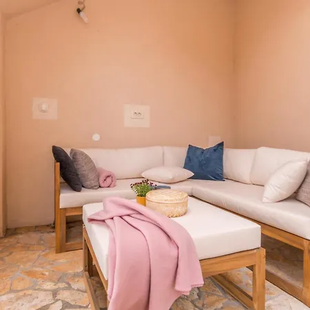 Zorica Apartament *