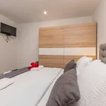 Zorica Biograd Na Moru