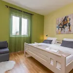 Apartment Zorica *